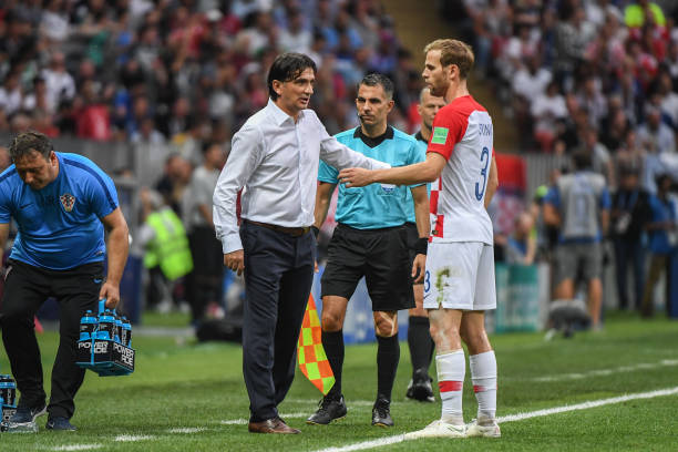 姆贝乌莫情 姆贝乌莫情