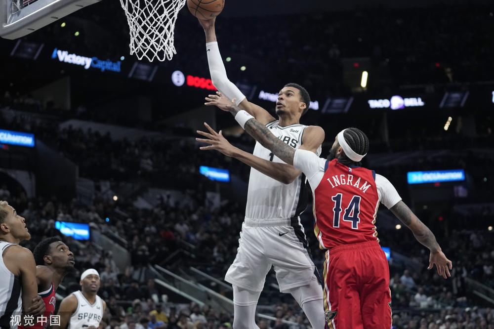 队报：新未来城体育升超触发买断条款，本拉赫马1200万欧永久转会.